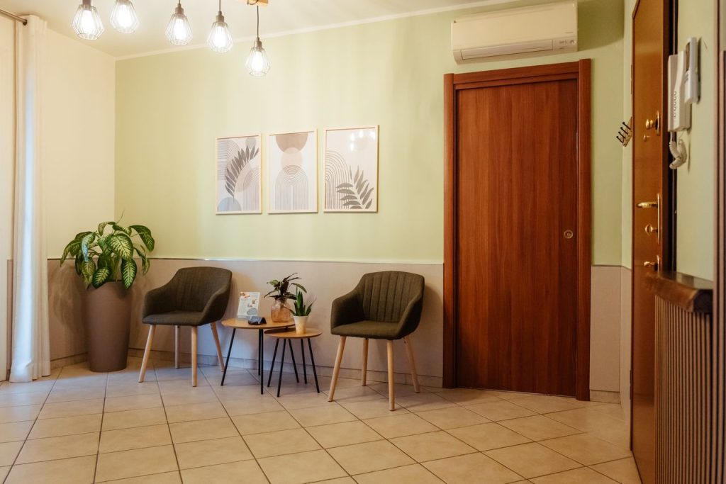 106159e4-b718-4622-84f4-8cbf287ae153_large